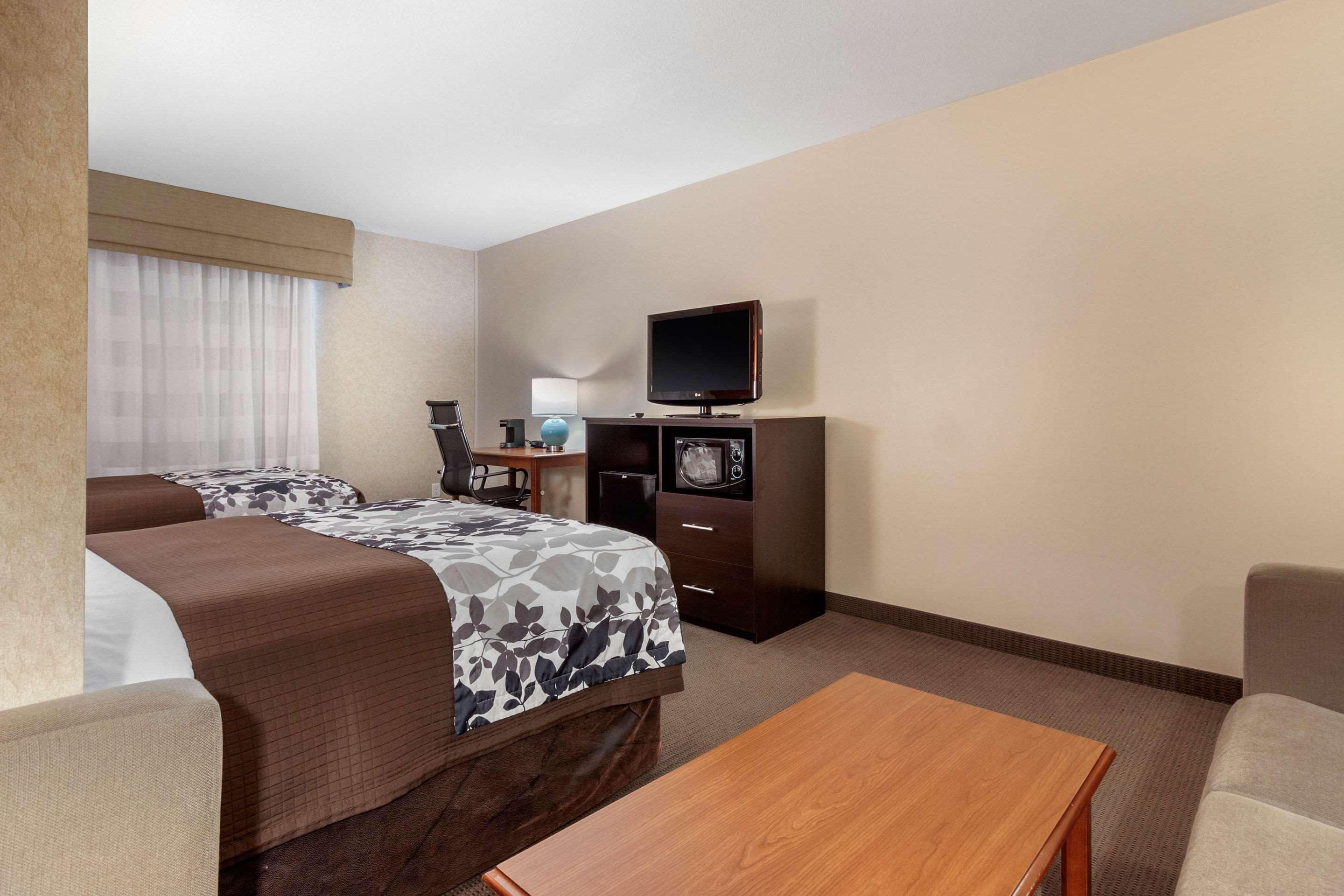 Sleep Inn & Suites Hays I-70 Exteriér fotografie