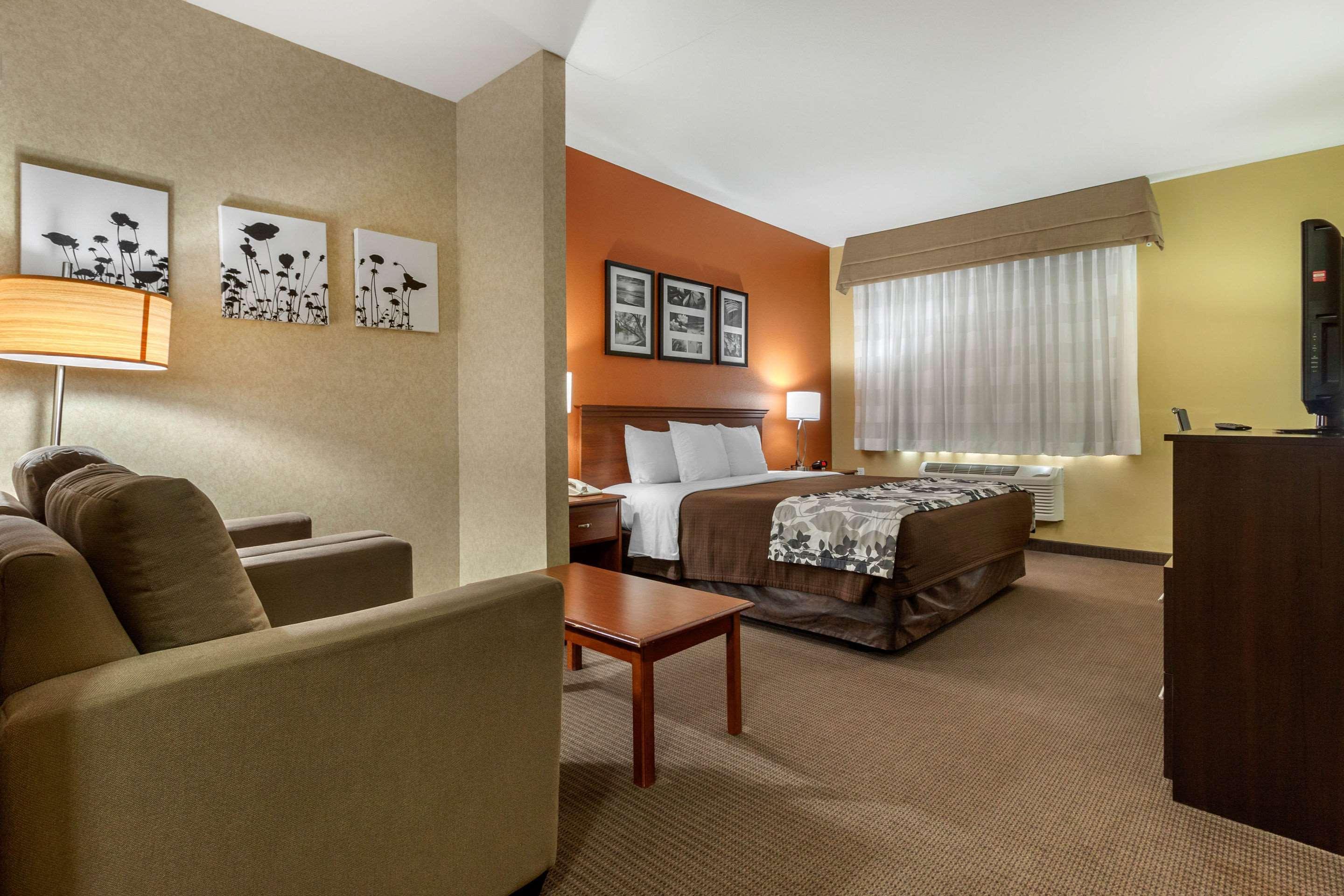 Sleep Inn & Suites Hays I-70 Exteriér fotografie