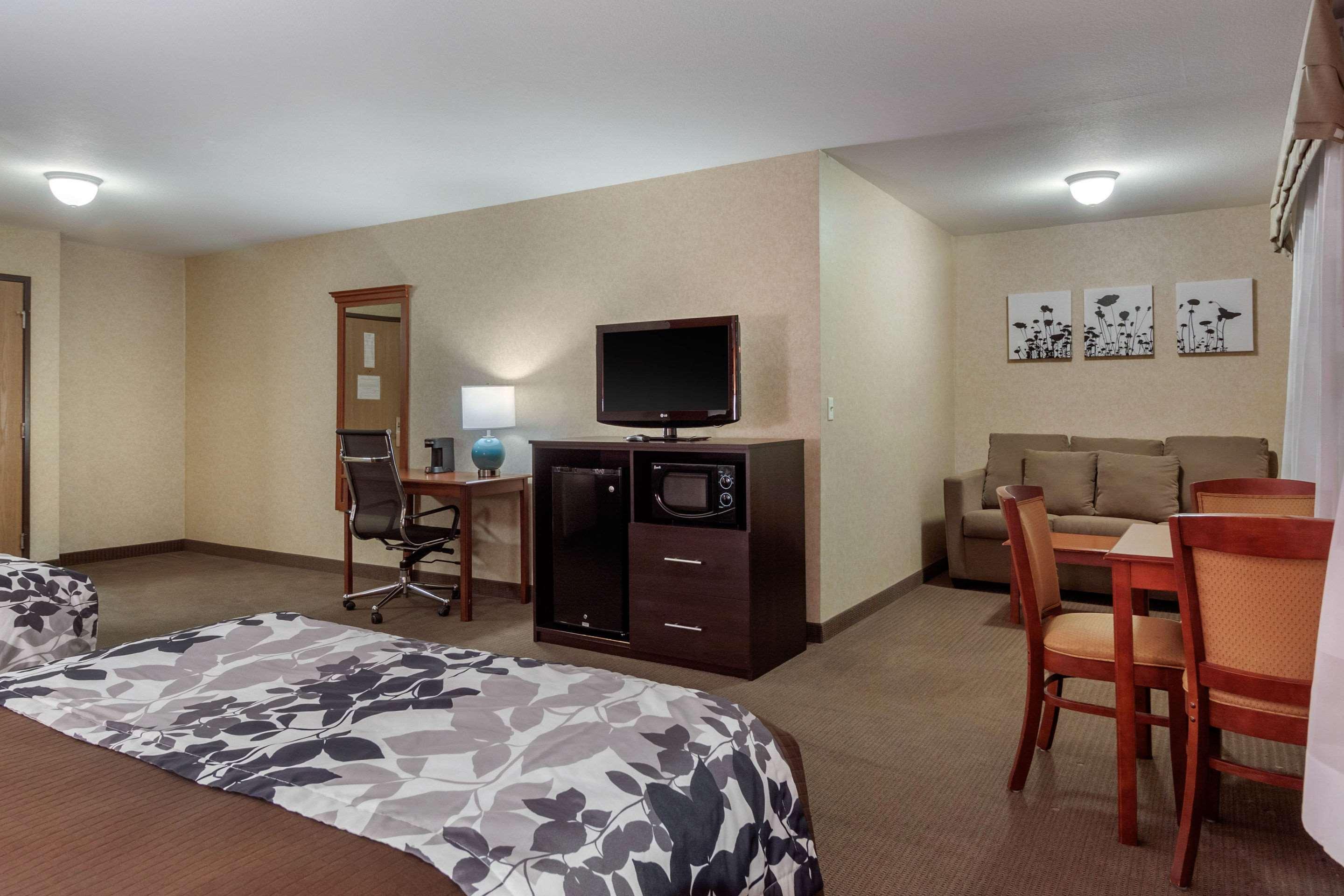 Sleep Inn & Suites Hays I-70 Exteriér fotografie